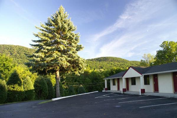 Appalachian Motel Върнън Екстериор снимка